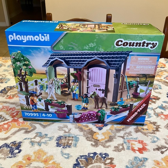 Playmobil 70995 Country Play Set - Picture 1 of 12